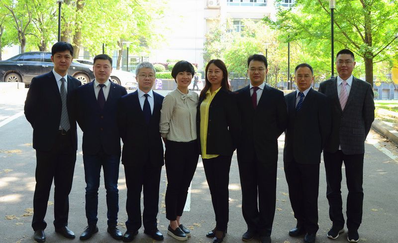 200-ѧԺ�쵼���Ӻ�Ӱ